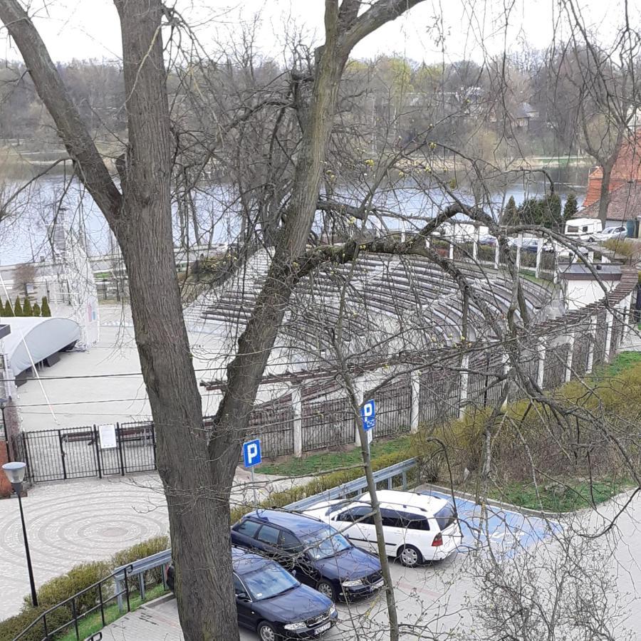 Przy Amfiteatrze Apartamento Kętrzyn Exterior foto