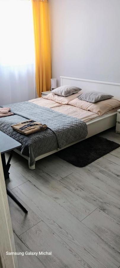 Przy Amfiteatrze Apartamento Kętrzyn Exterior foto